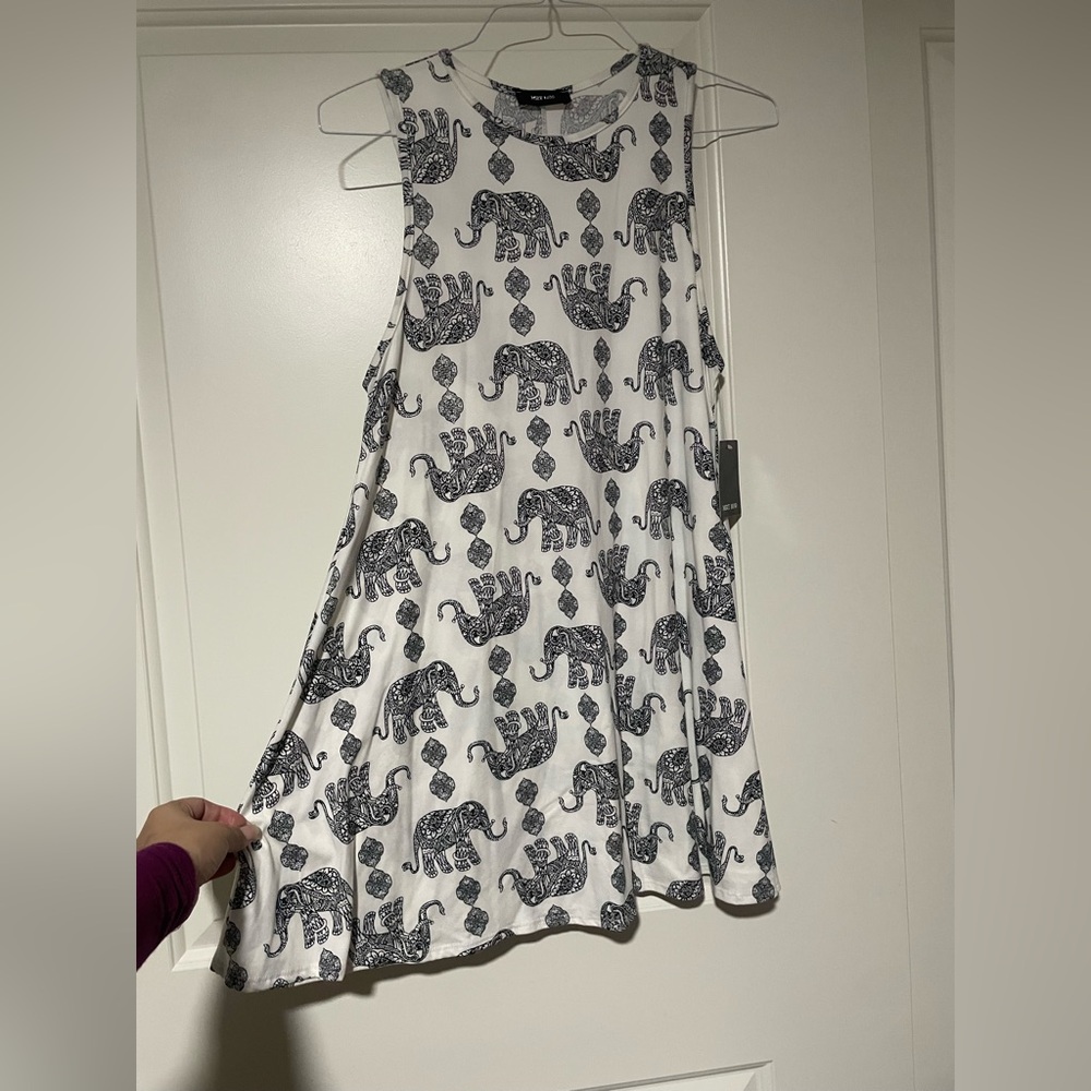 🤍Elephant Print Sleeveless Dress🤍